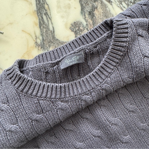J GALT - Brandy Melville Knit Grey Cable Sweater - Picture 4 of 4